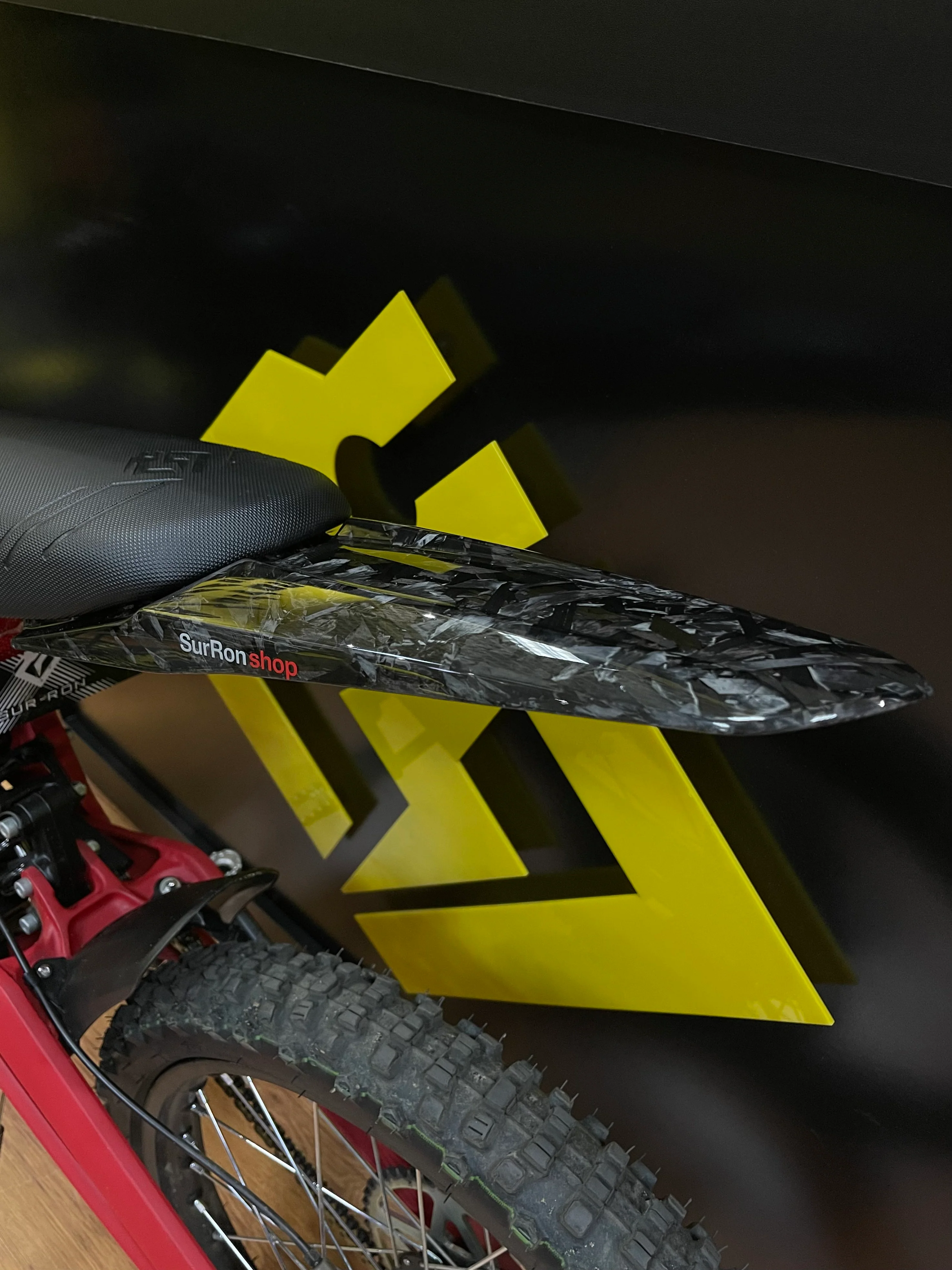 Carbon Extended Rear Fender - Image 18