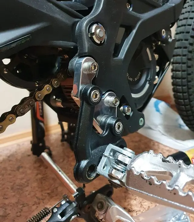 SurRonshop Peg Lowering Kit - Image 14