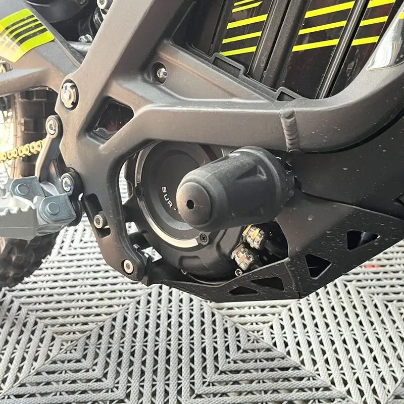 SurRonshop Passenger Pegs v2 - Image 3