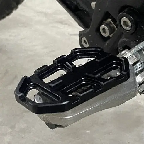 SurRonShop Wider Peg Pads - Image 5